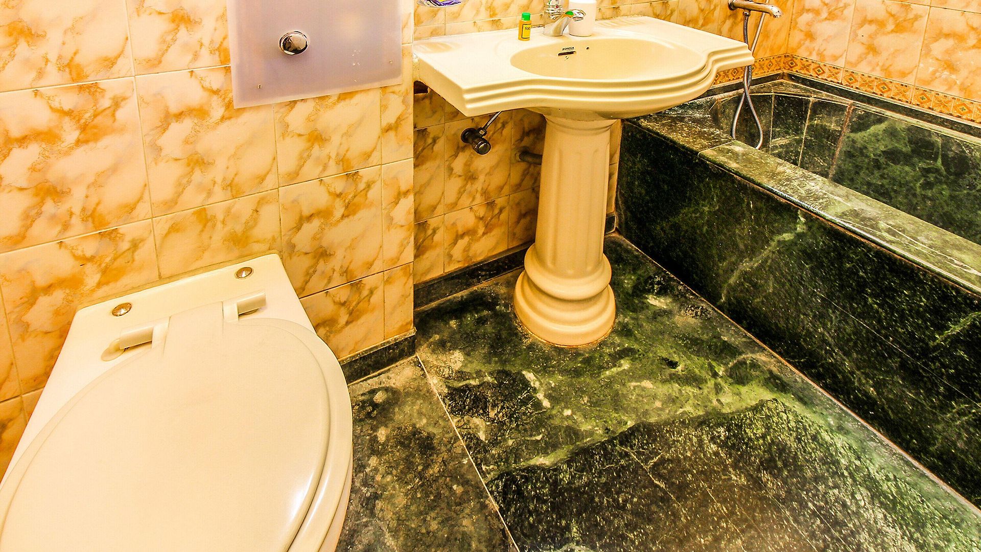 Fabhotel Sahar Garden - Nr International Airport 3*