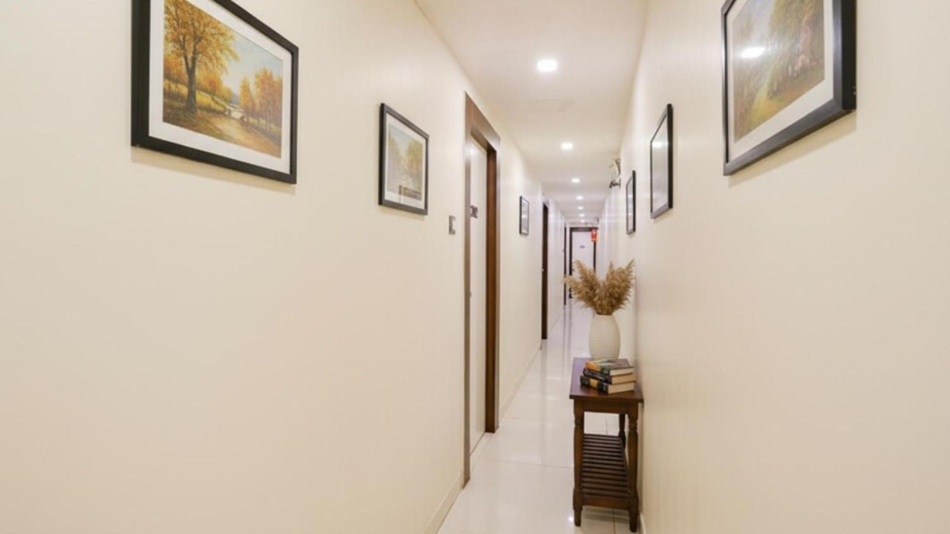 Fabhotel Golden Star Mumbai