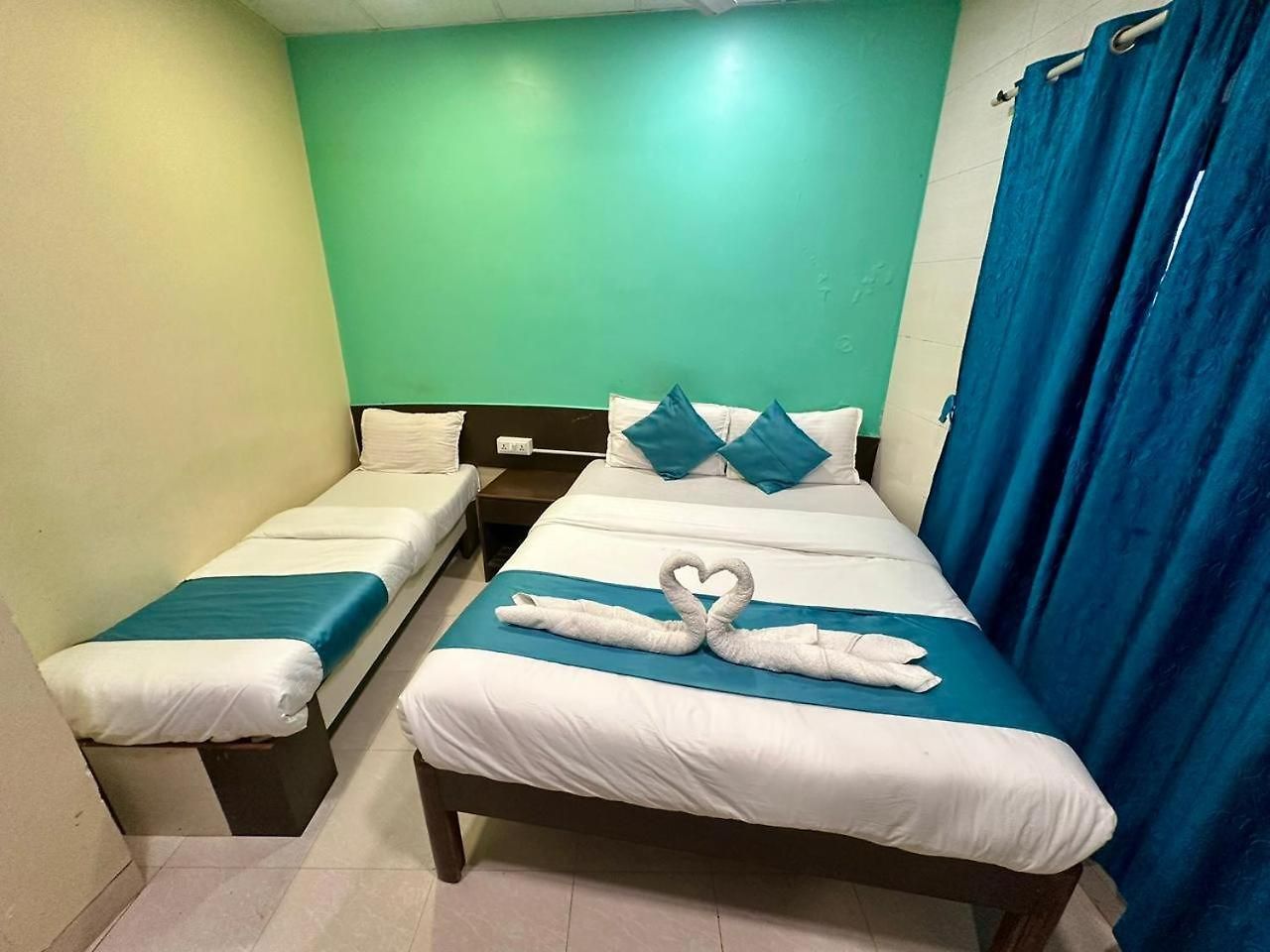 Hotel Metro Plaza Near Barc Mumbai