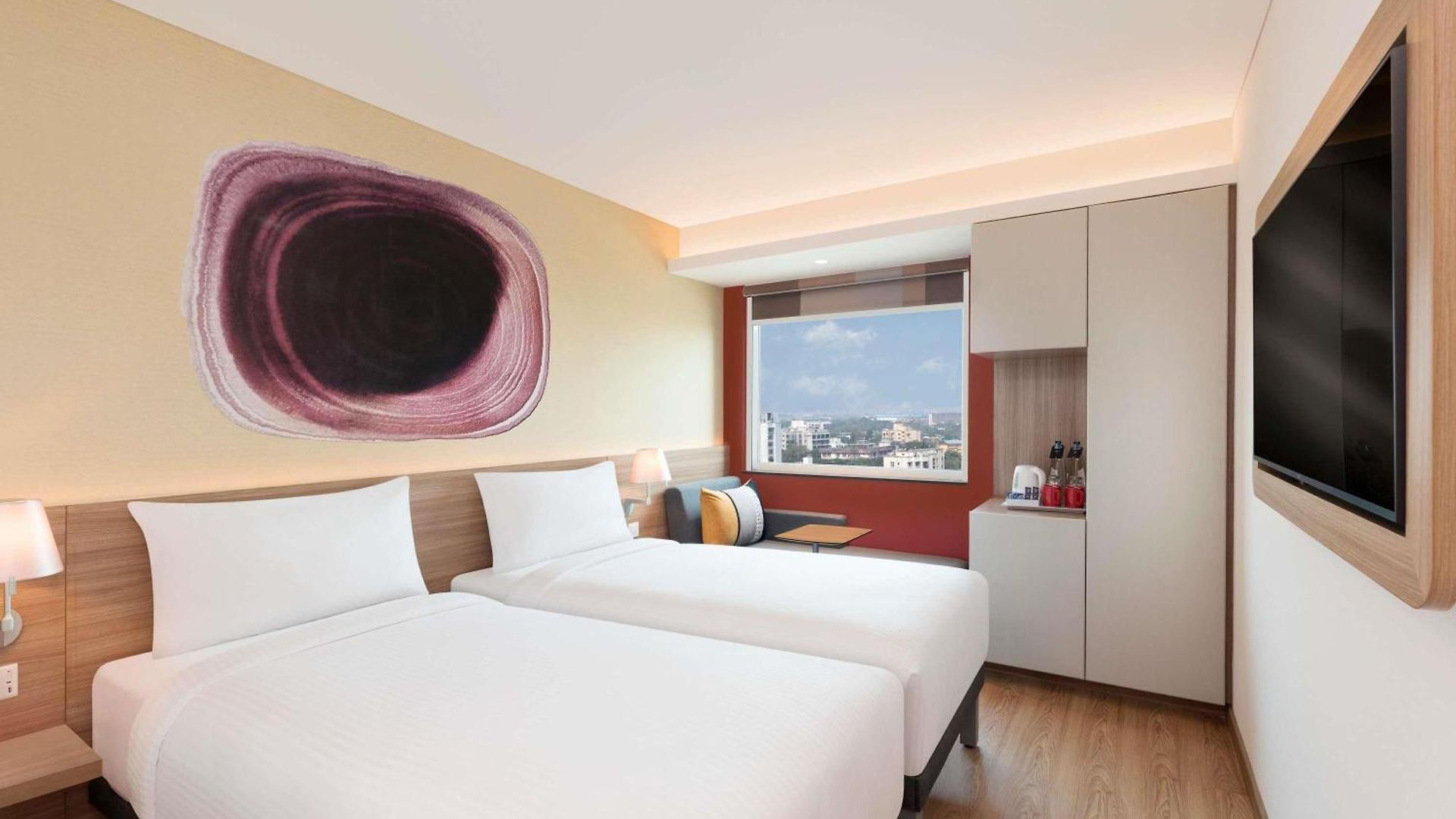 Hotel Ibis Bkc 4*