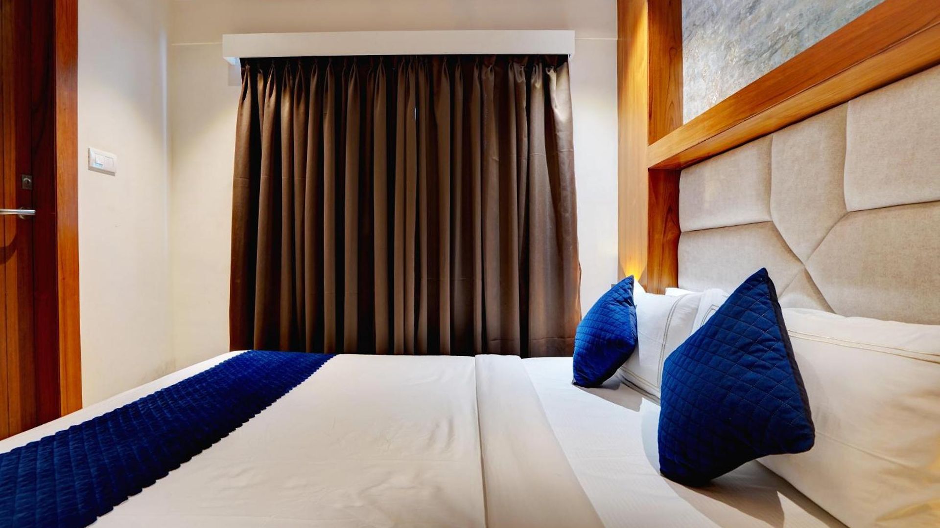 Isra Comfort