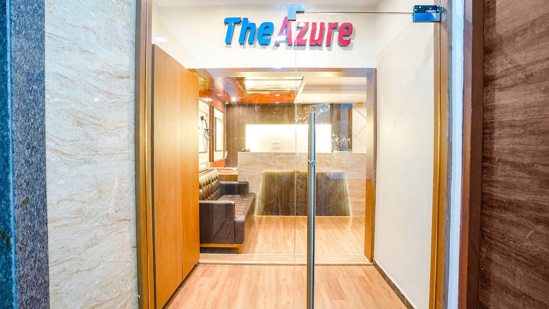 Fabhotel Azure - Nr. International Airport Hotel