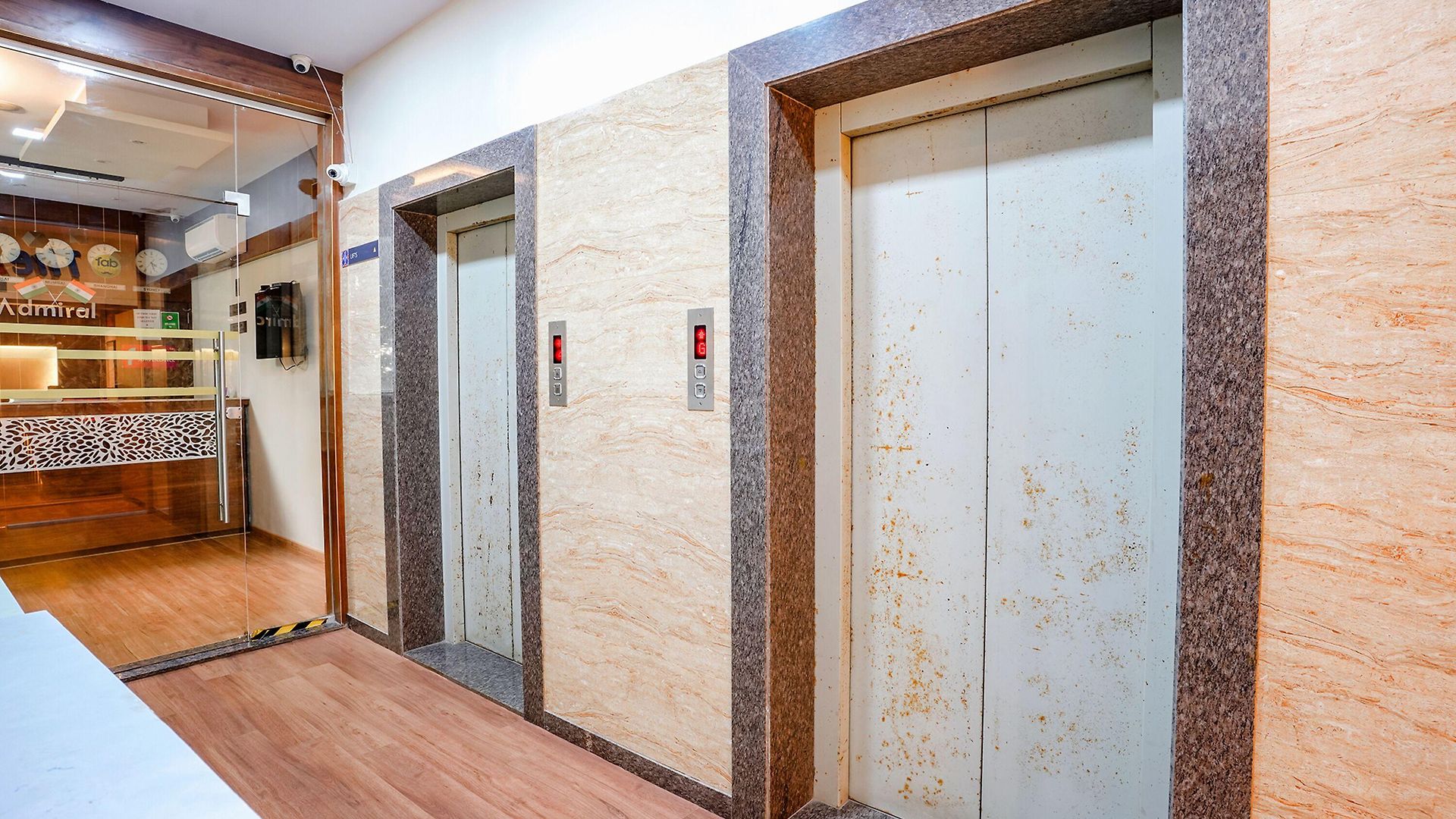 Fabhotel Azure - Nr. International Airport