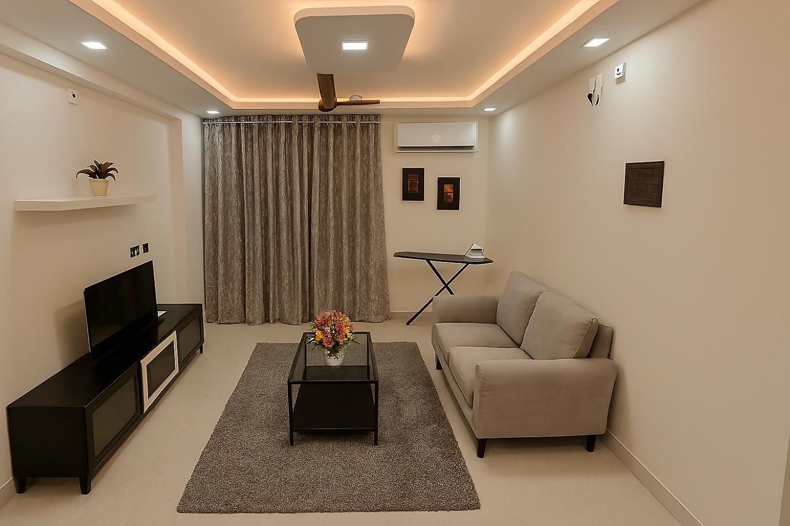 Side Serviced By Maxxvalue Apartment