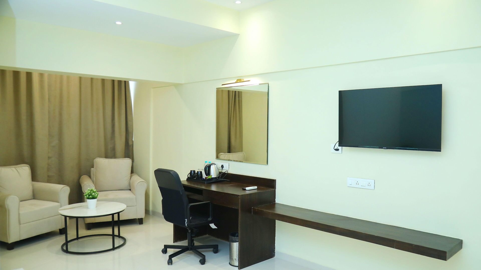 Country By Turtle & - Airport Hotel Mumbai