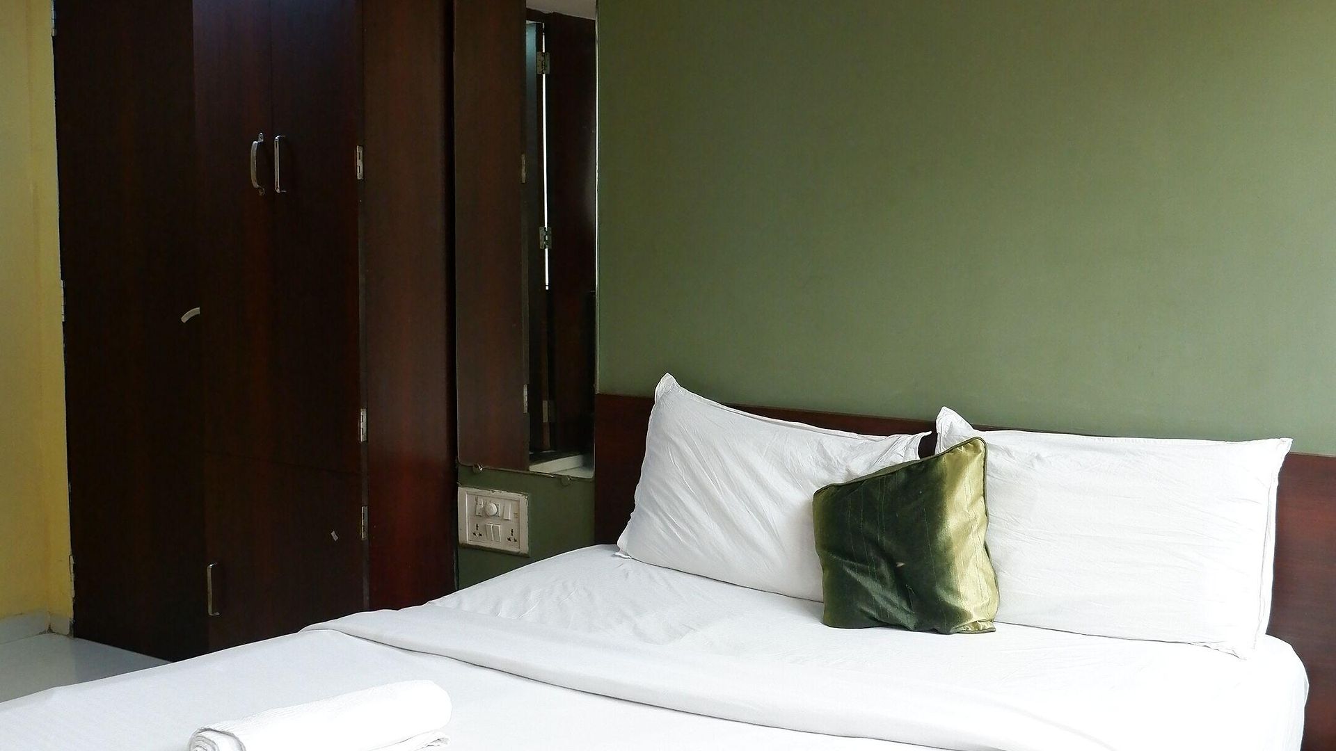 New Artus Hotel