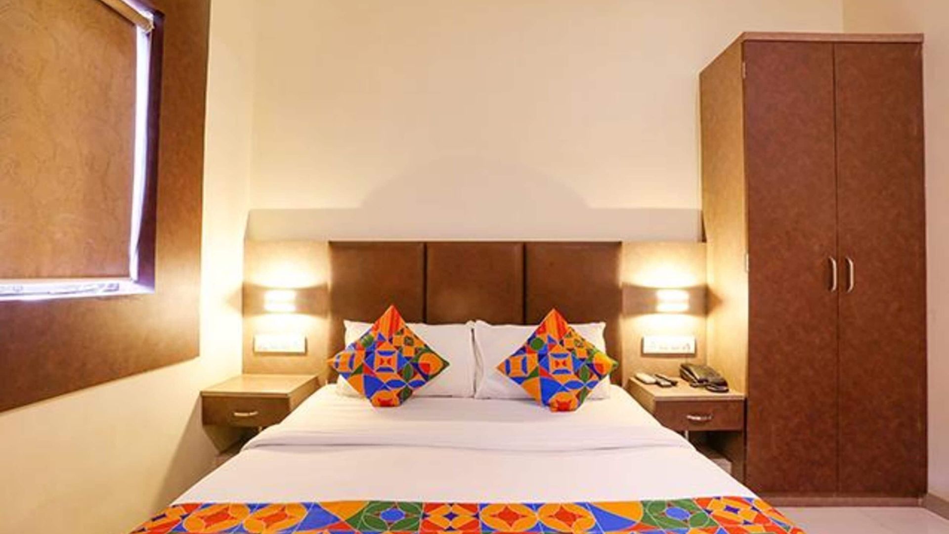 Hotel Via West - Nr International Airport Mumbai