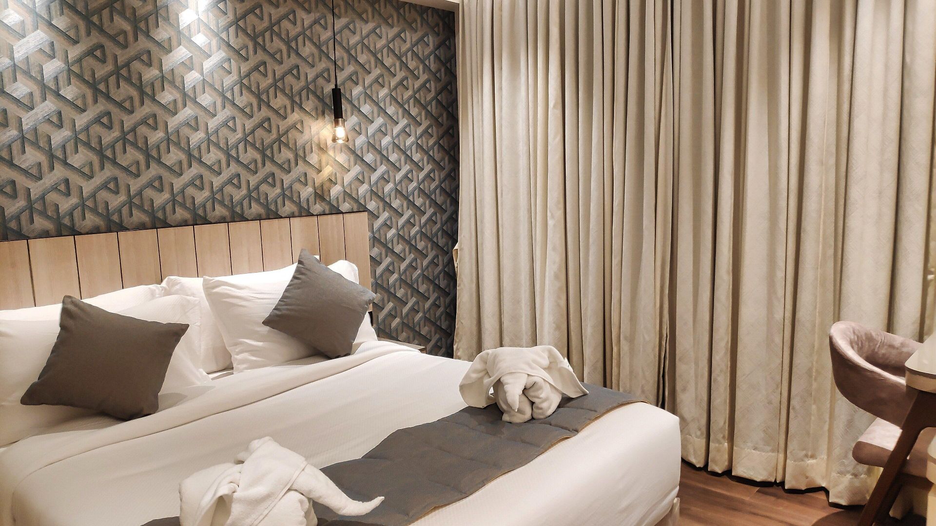 Maxxvalue Midc - Andheri 3*