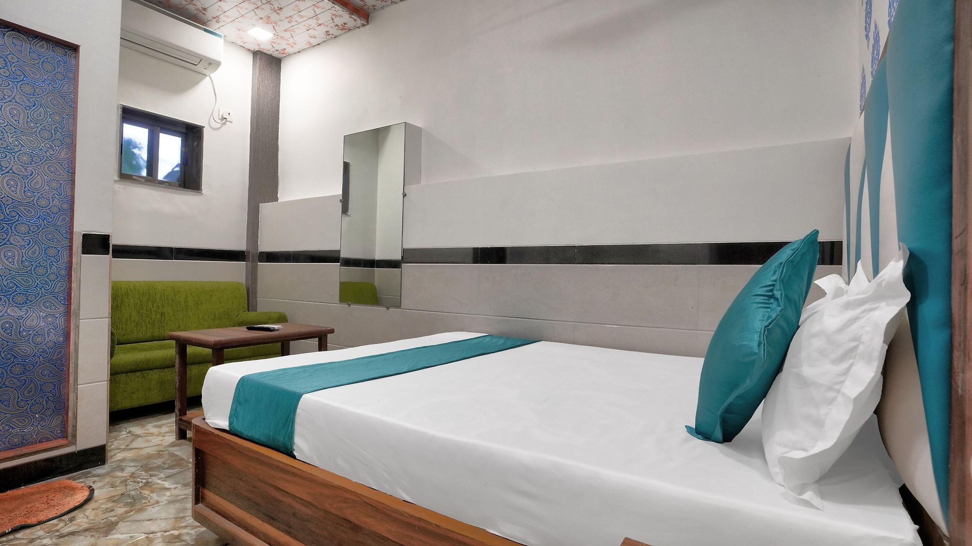Hotel Tip Residency 3*
