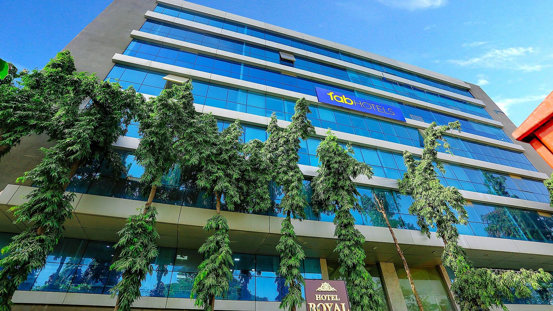 Hotel Fabhotel Royal International - Nr International Airport Mumbai