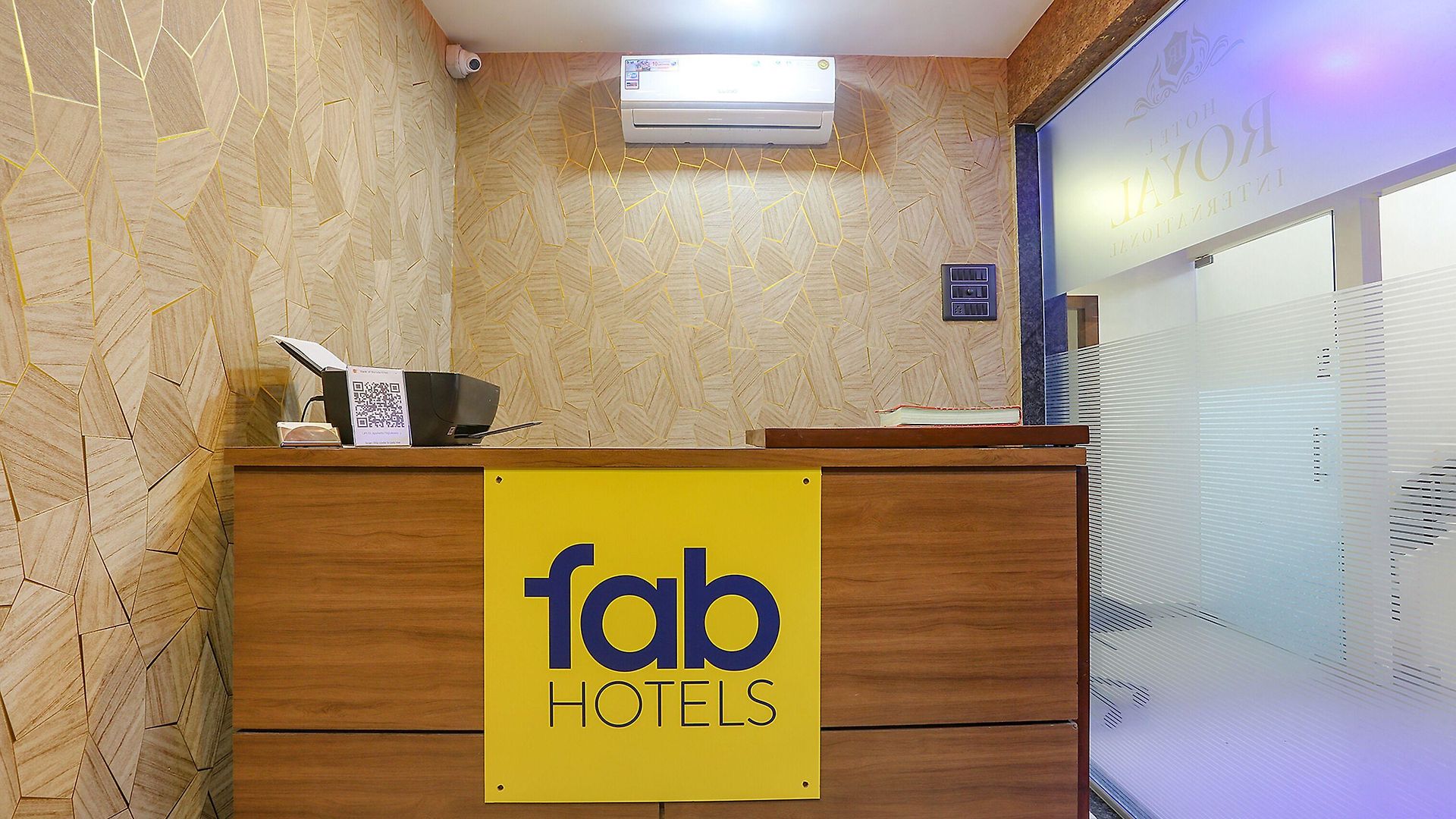 Hotel Fabhotel Royal International - Nr International Airport Mumbai