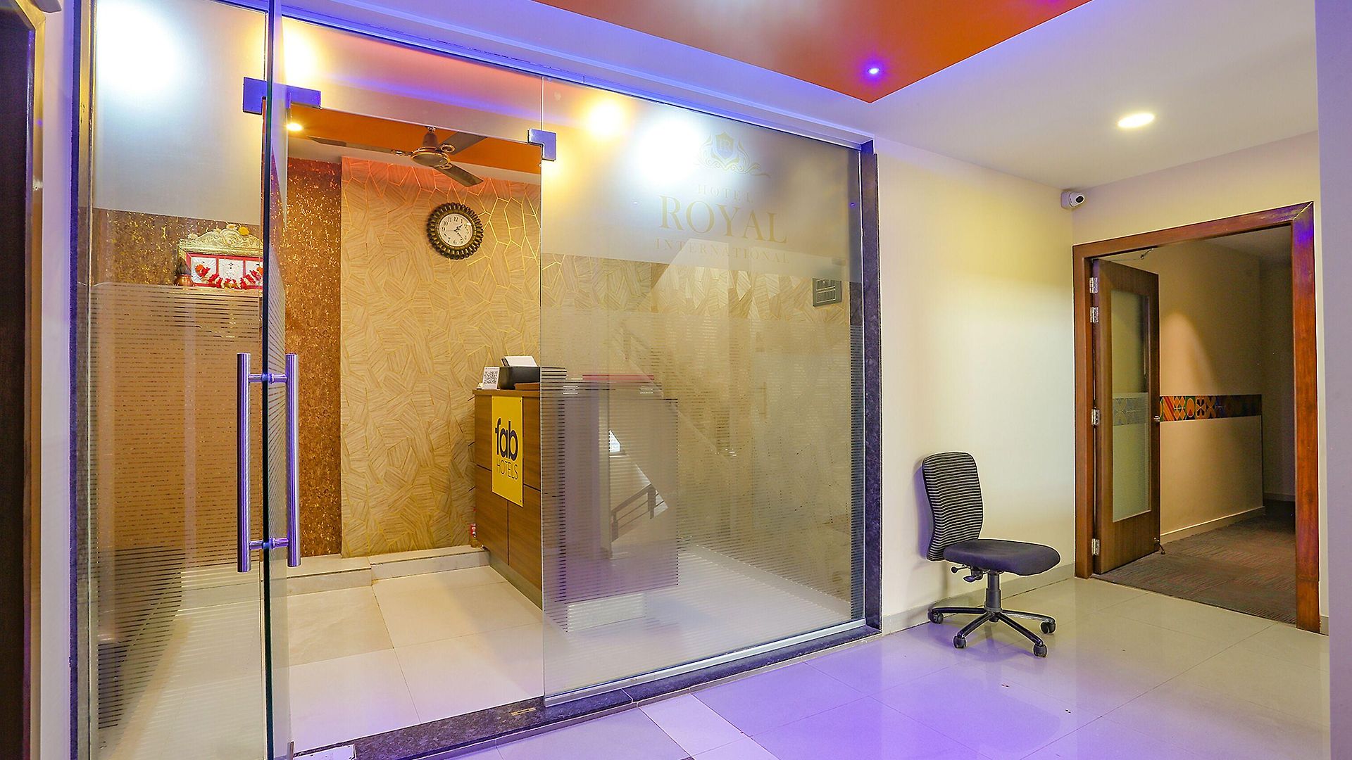 Fabhotel Royal International - Nr International Airport 3* Mumbai