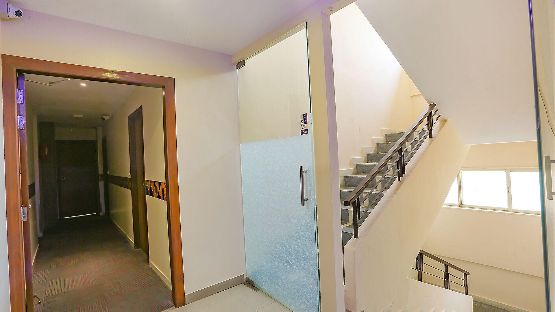 Fabhotel Royal International - Nr International Airport Hotel