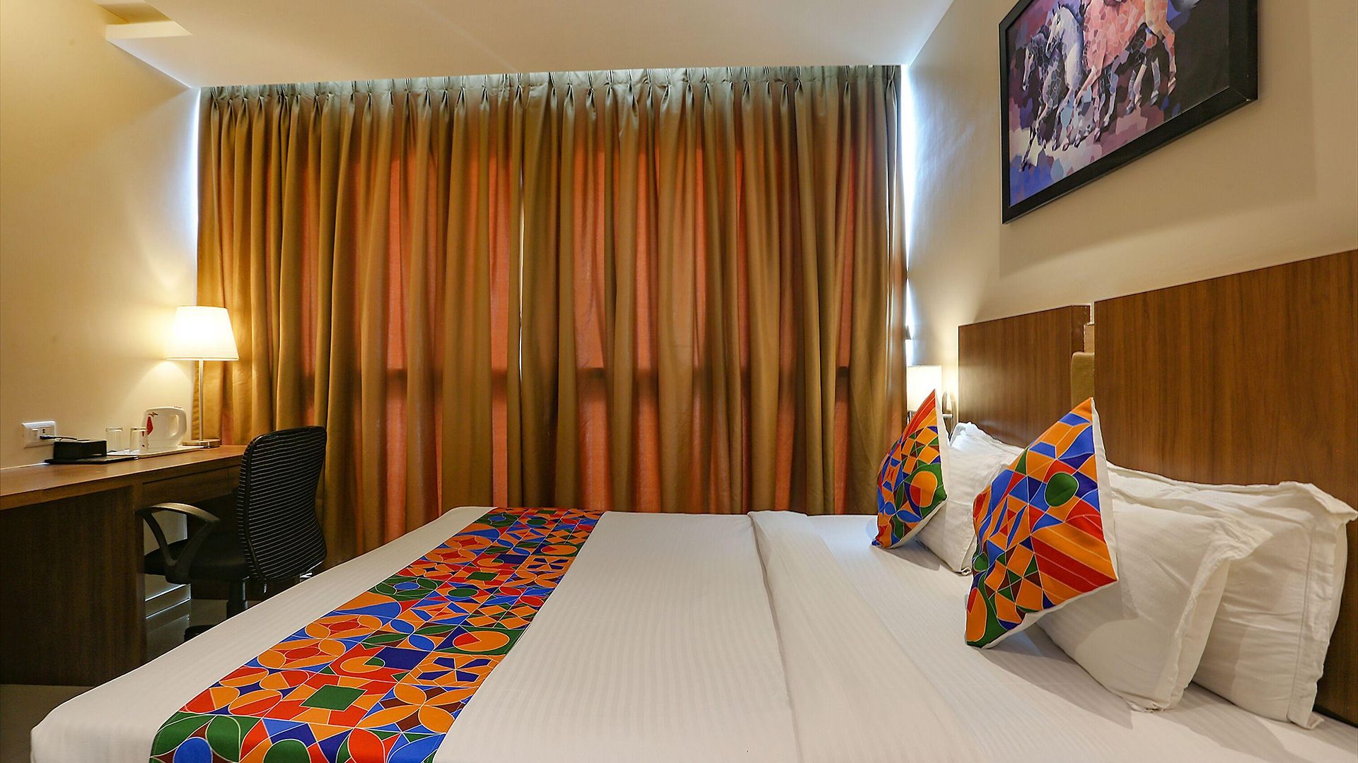 Fabhotel Royal International - Nr International Airport Hotel Mumbai