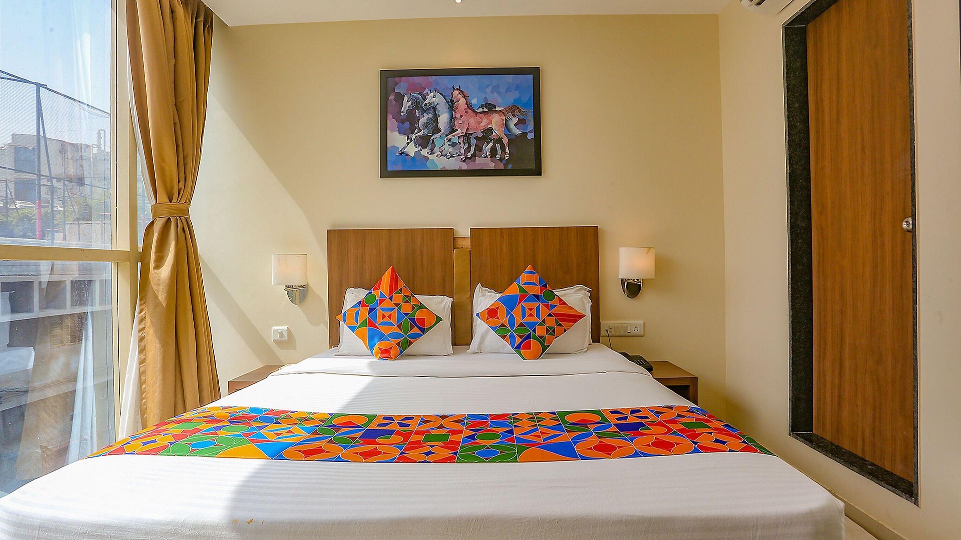 Fabhotel Royal International - Nr International Airport 3*