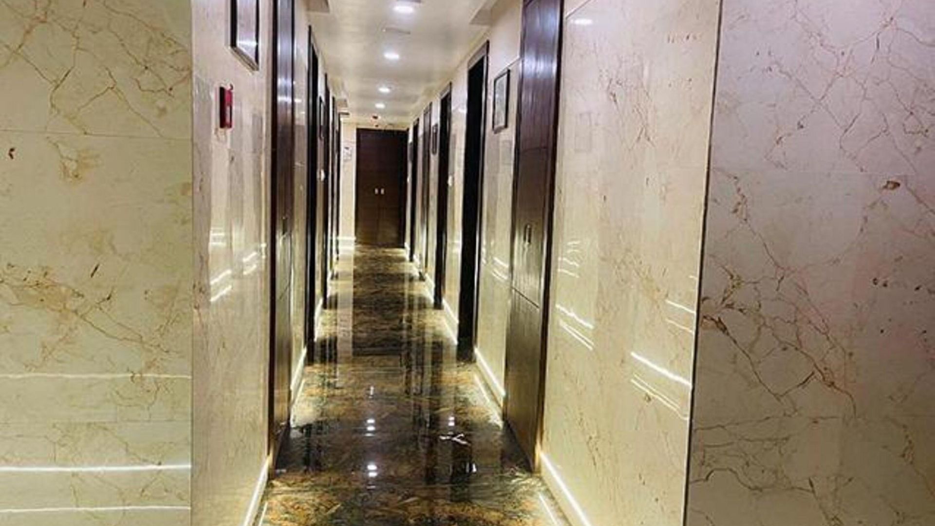 Fabhotel Vertigo Hotel 3*