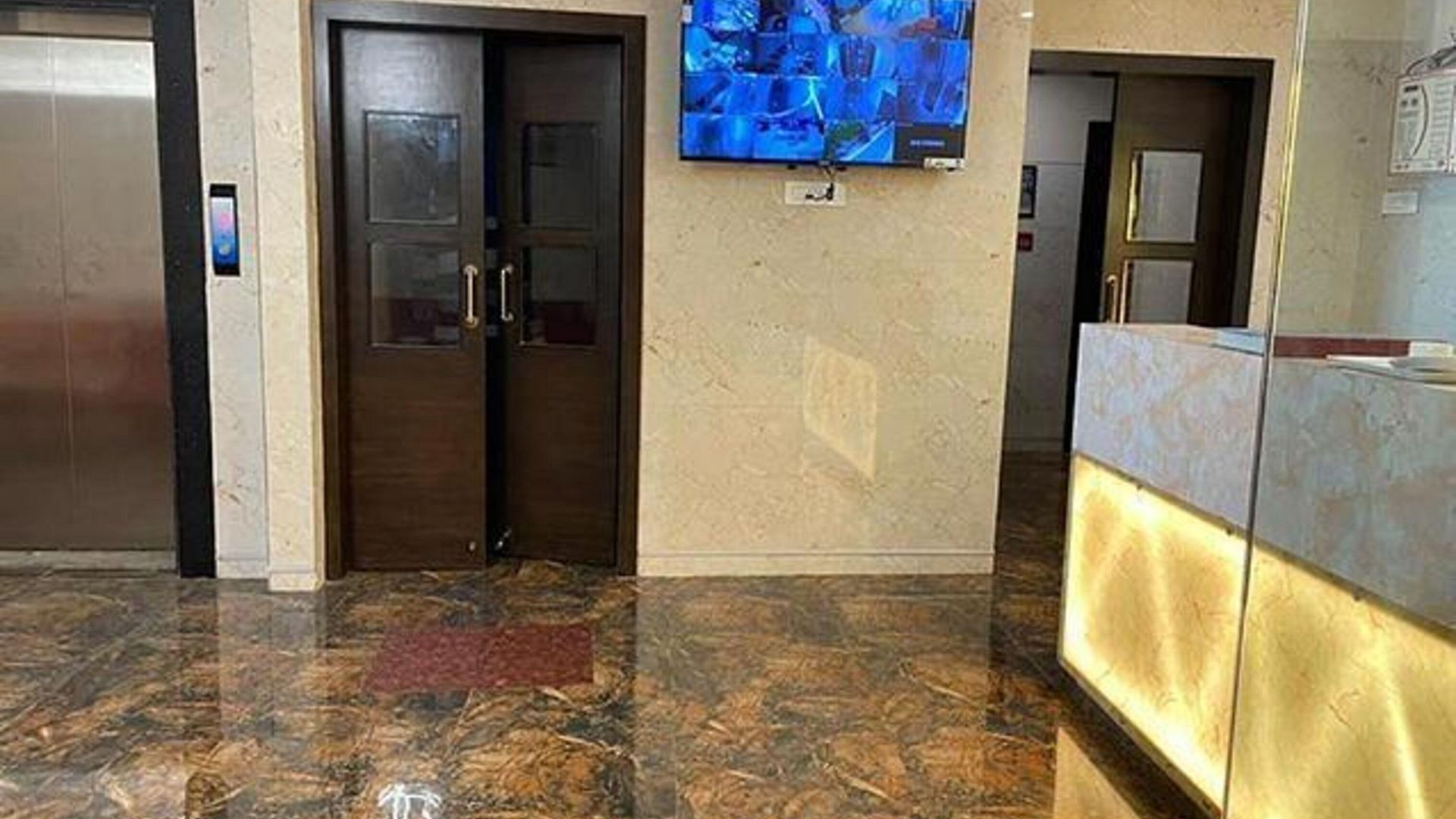 Fabhotel Vertigo Hotel Mumbai