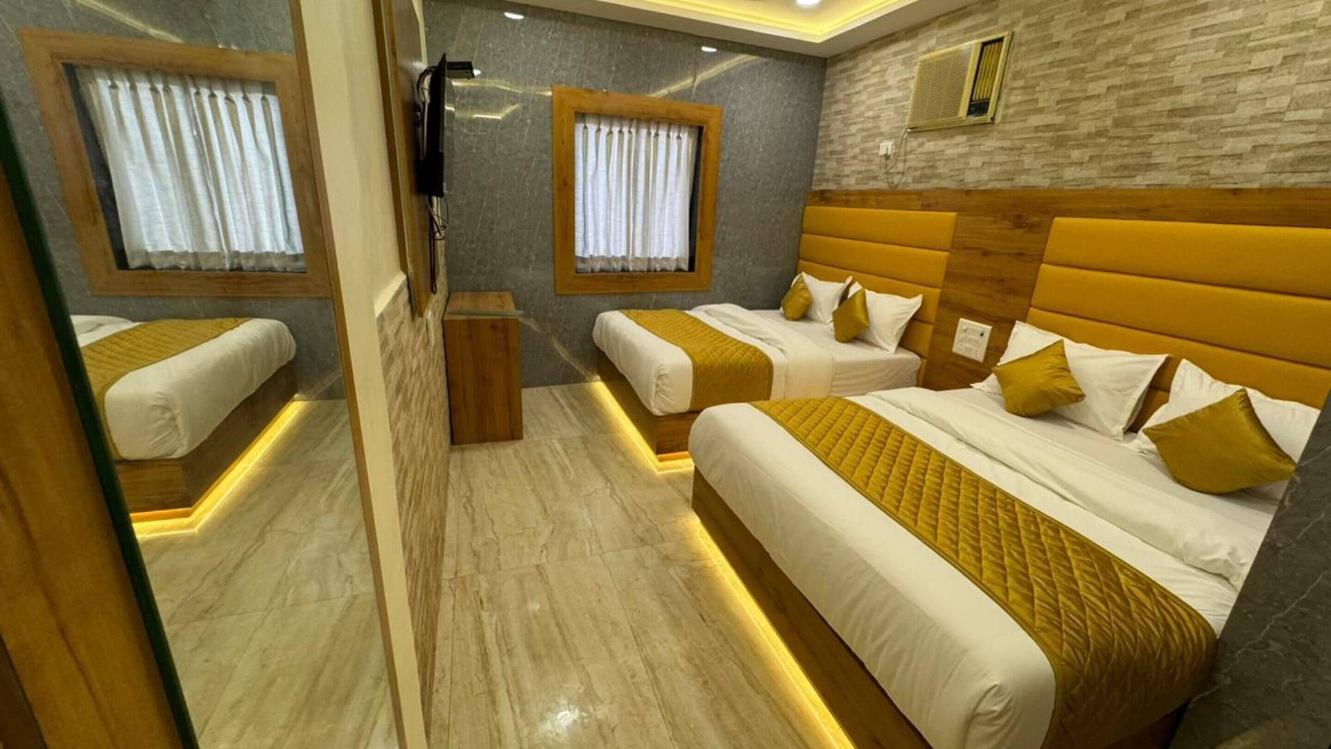 National Hotel 2*