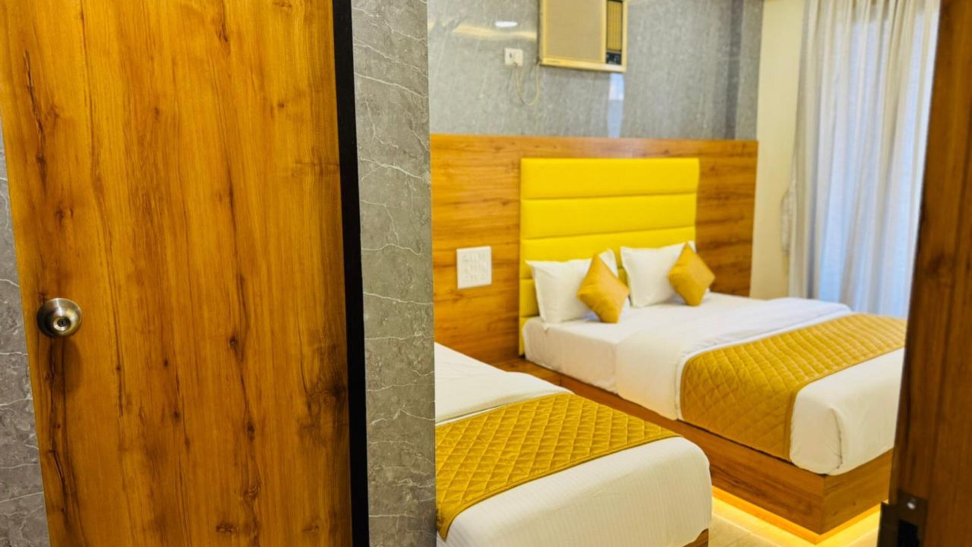 National Hotel