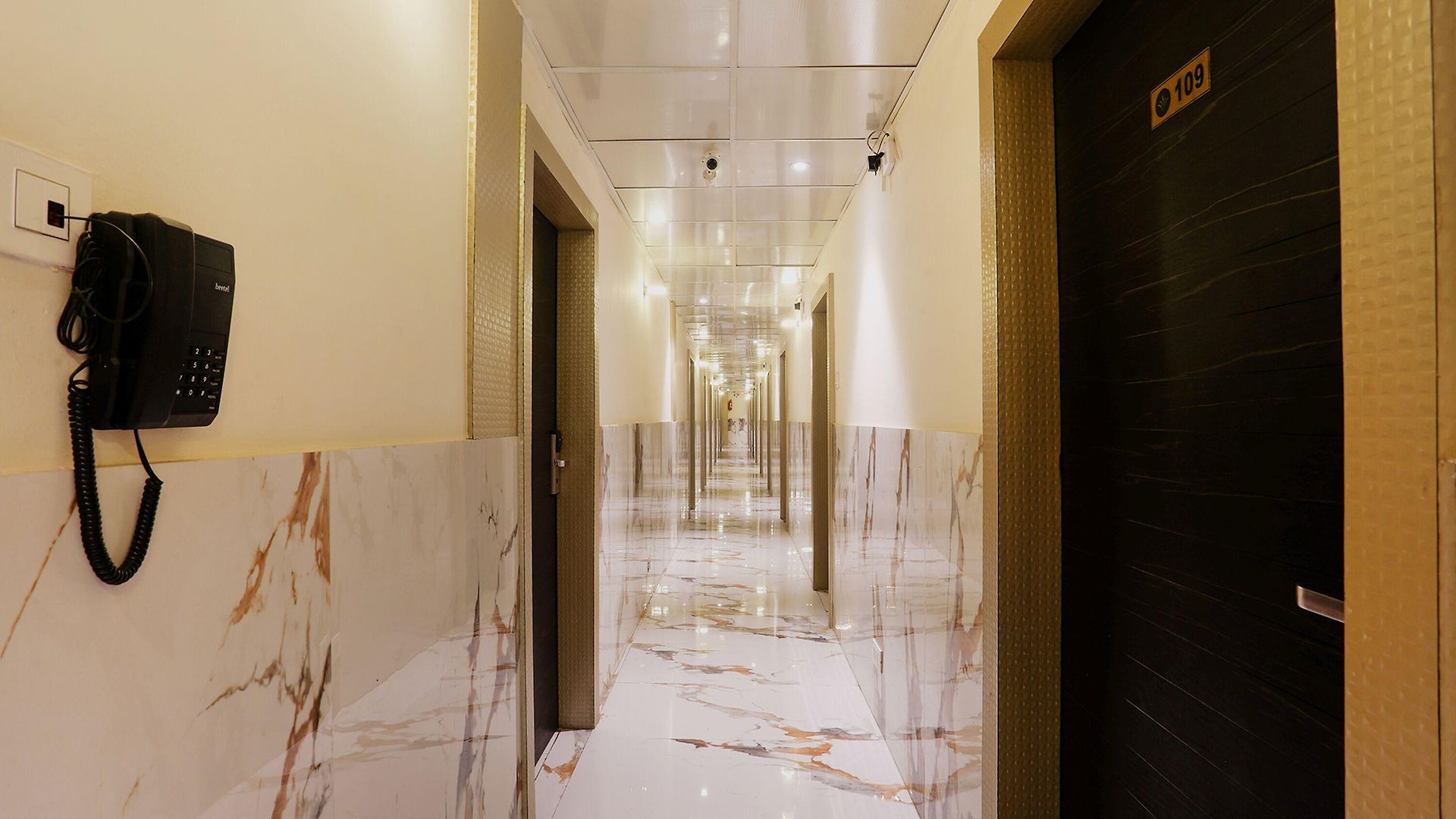 Hotel Fabhotel Prime Land - Nr Bkc Mumbai