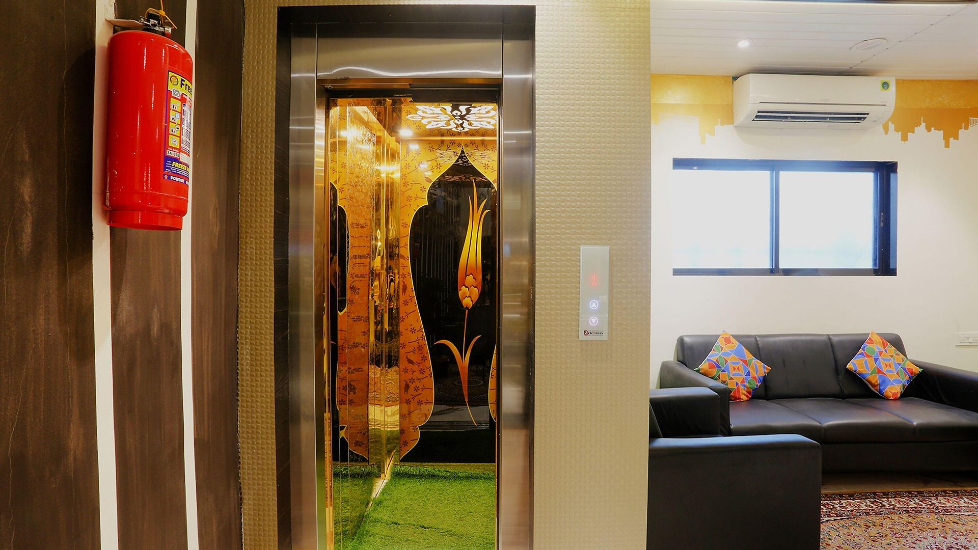 Hotel Fabhotel Prime Land - Nr Bkc