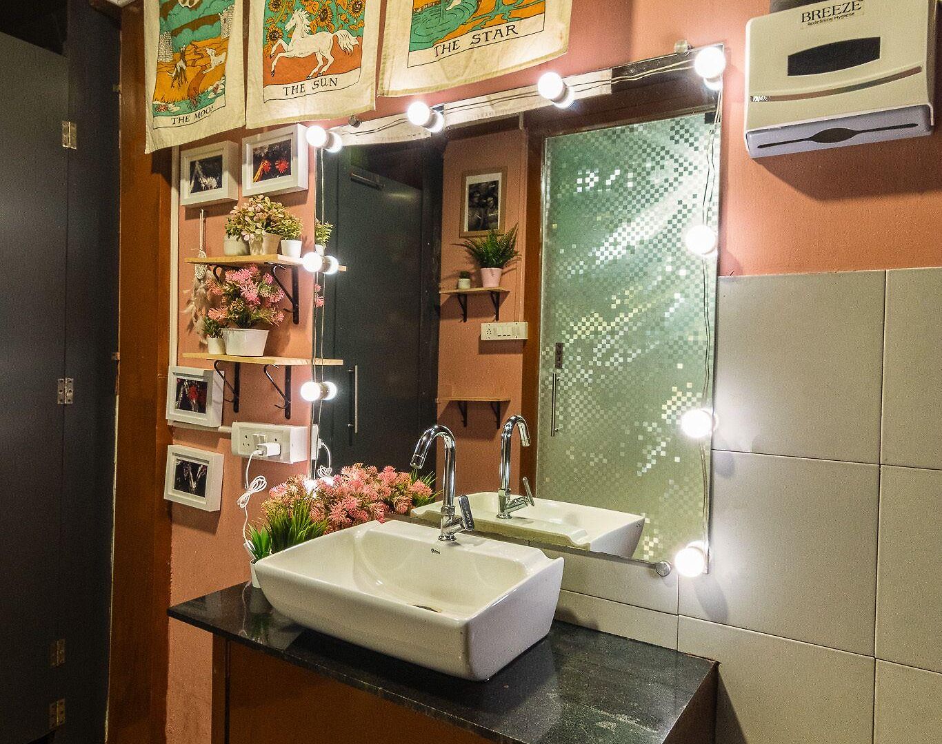 Forrest Hostel *