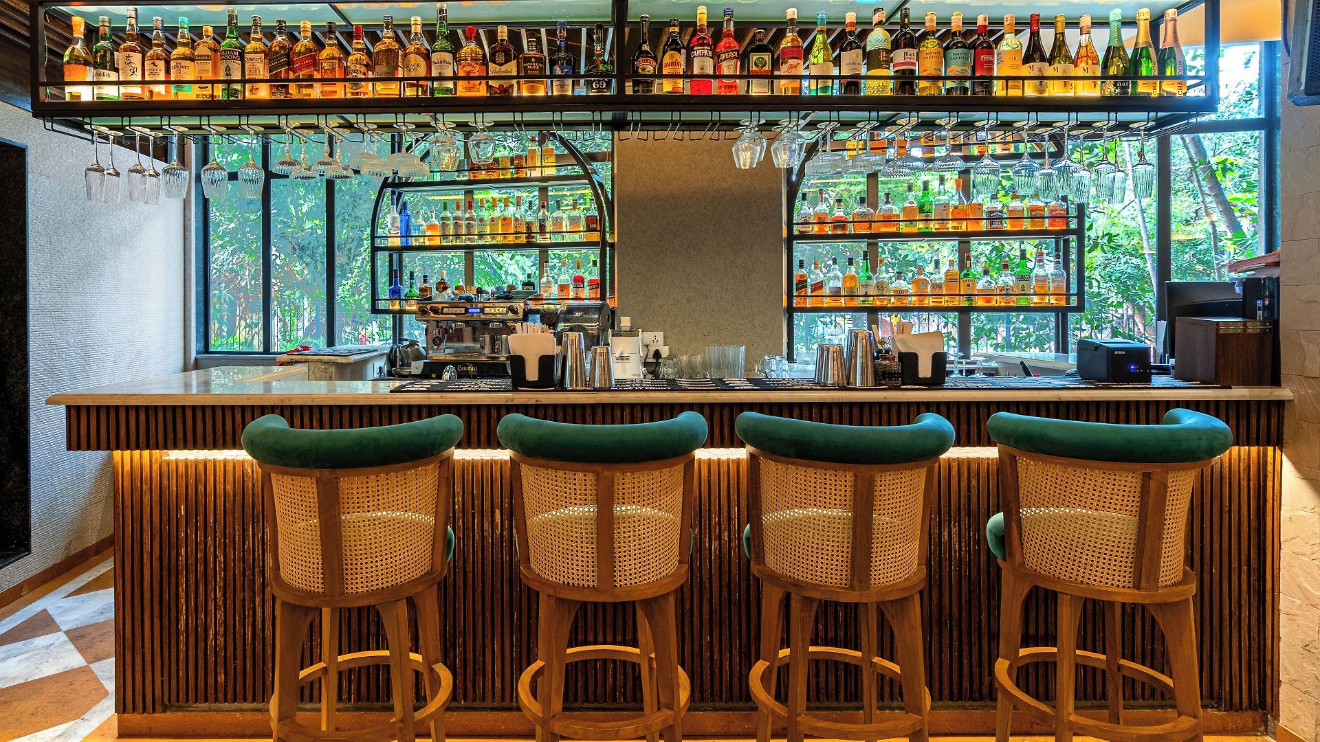 Hotel Arnna-Nesco Goregaon Mumbai