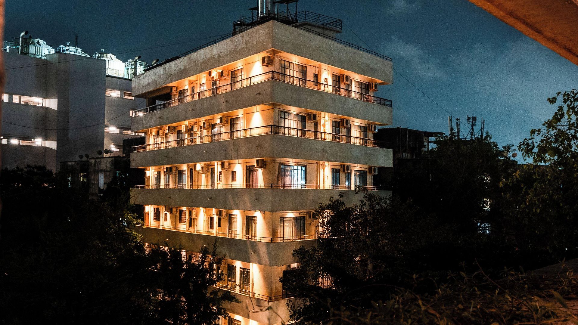 Arnna-Nesco Goregaon Hotel 4*