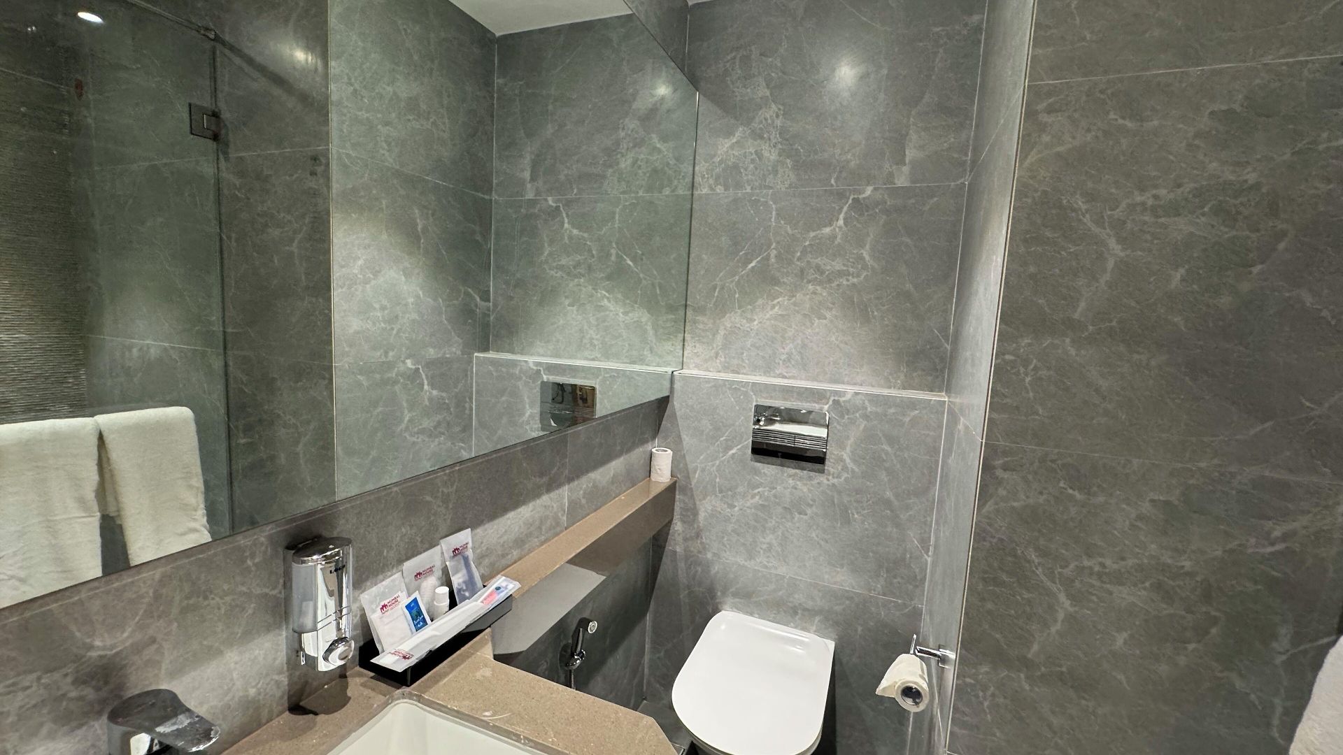 House Mindspace Malad 4* Mumbai