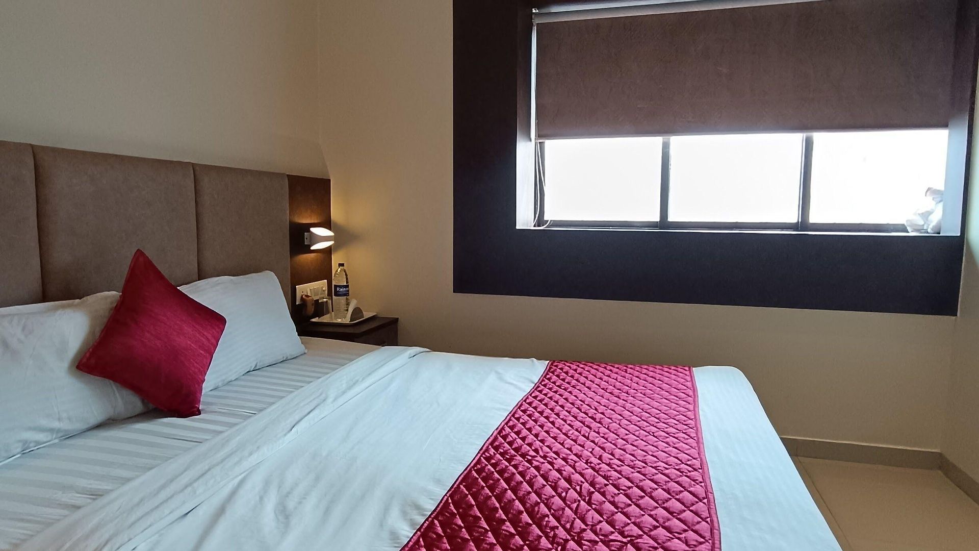 Hotel West 3*