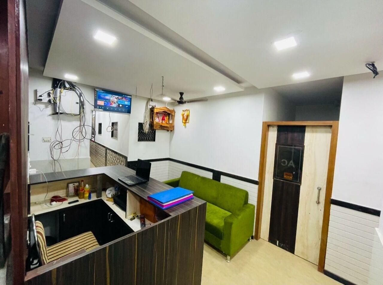 O Radha Palace 3*
