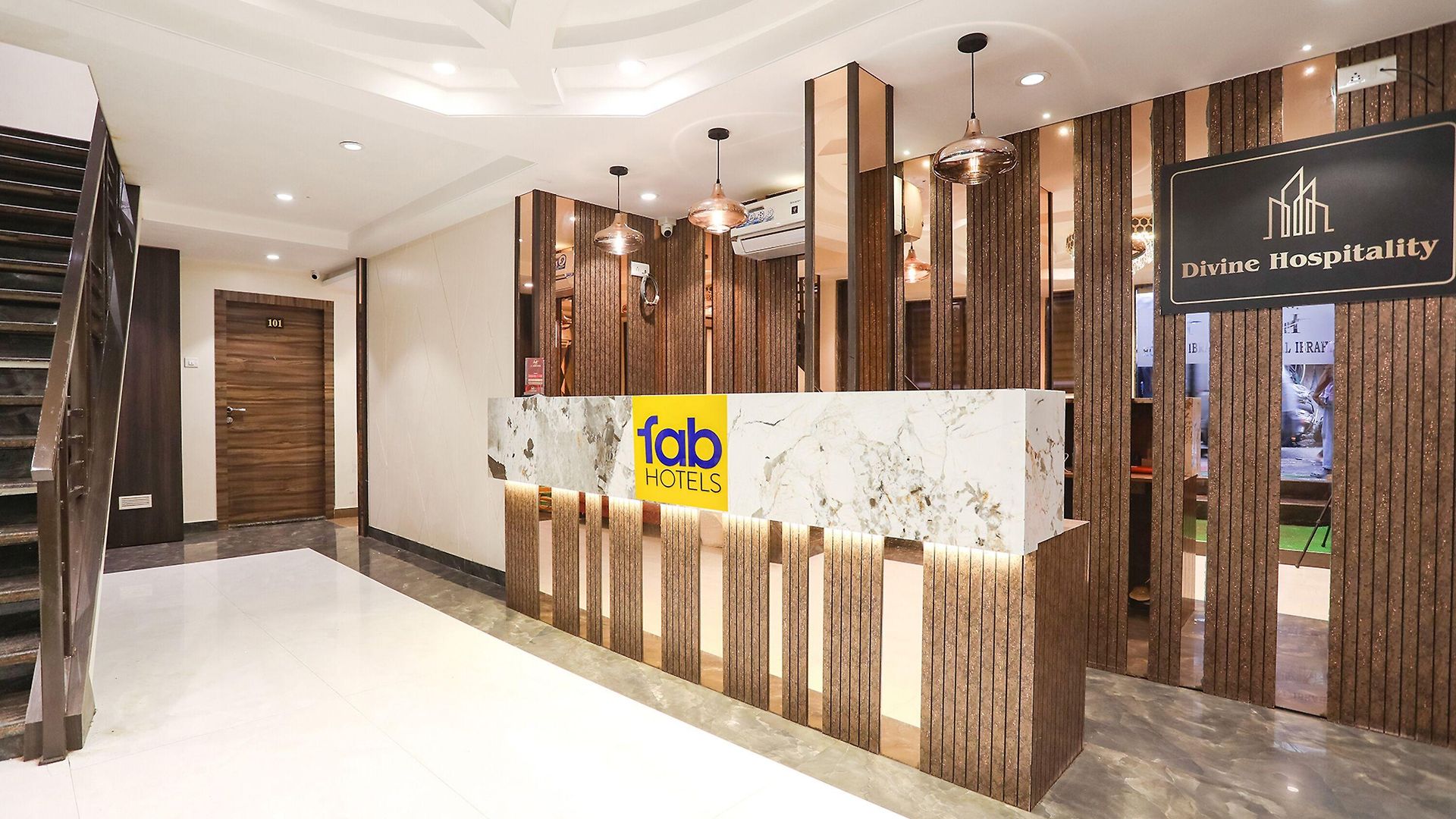 Fabexpress Divine Hospitality 4* Mumbai