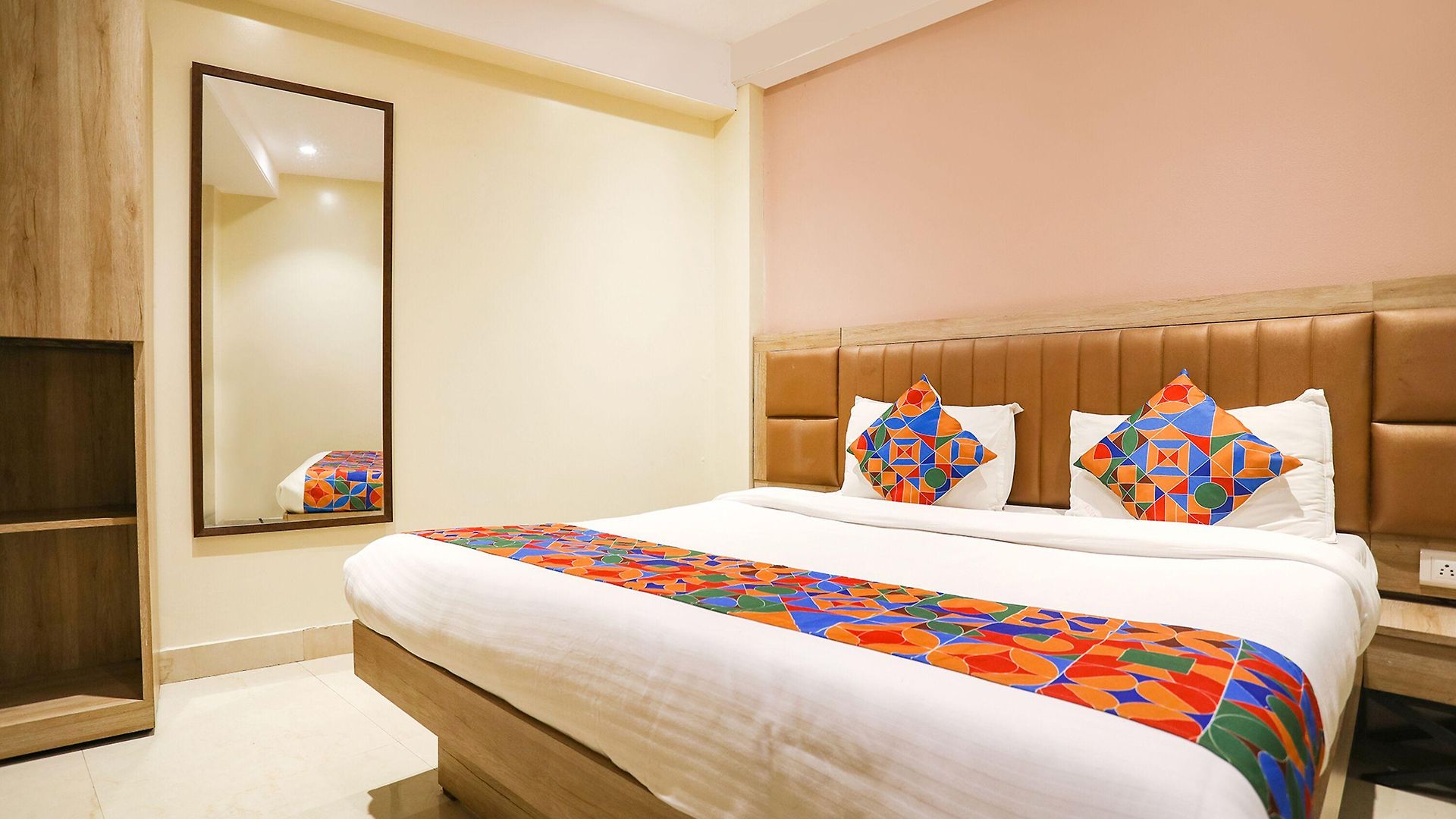 Fabexpress Divine Hospitality 4* Mumbai
