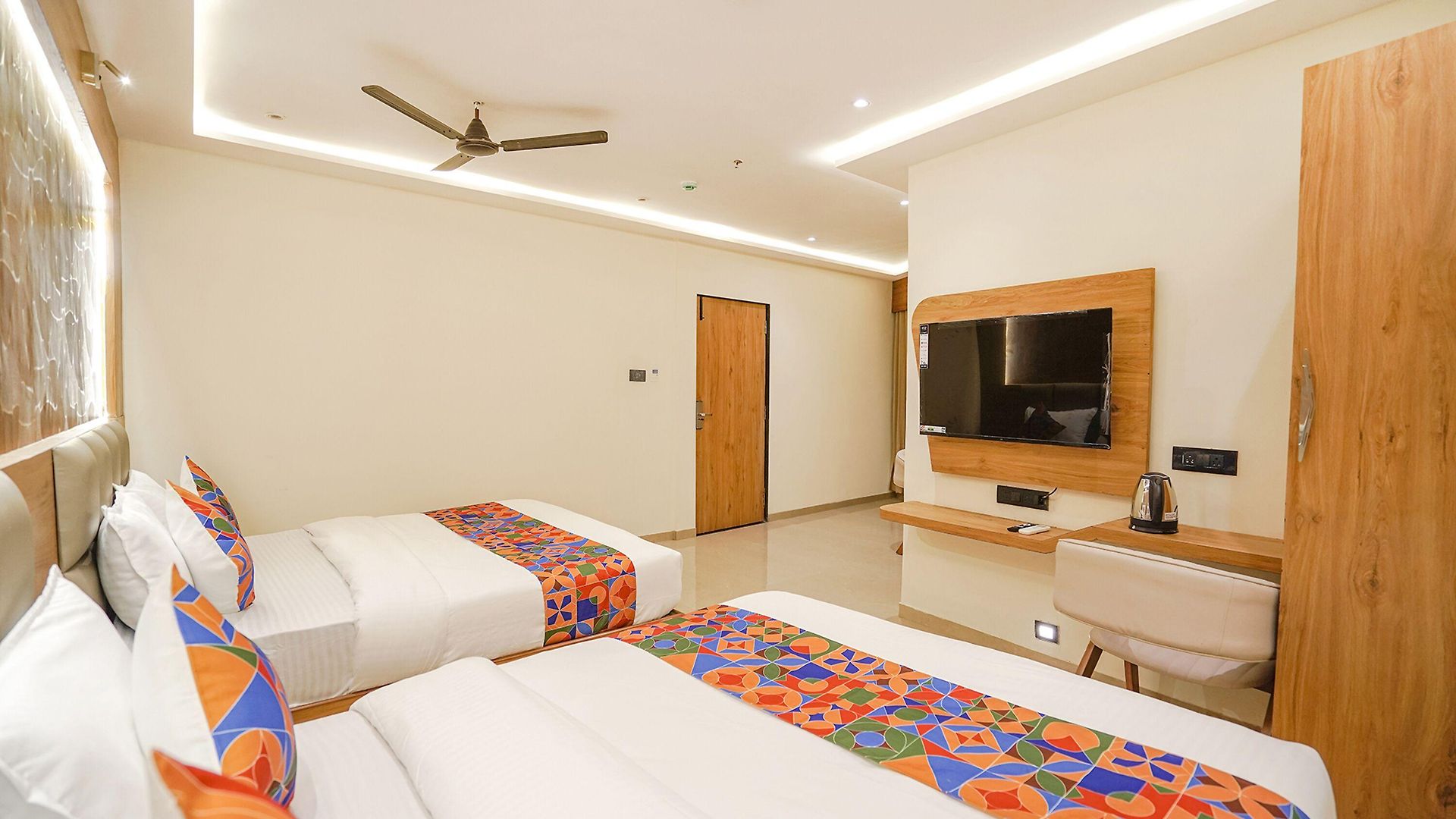 Hotel Fabhotel Well Back Mumbai