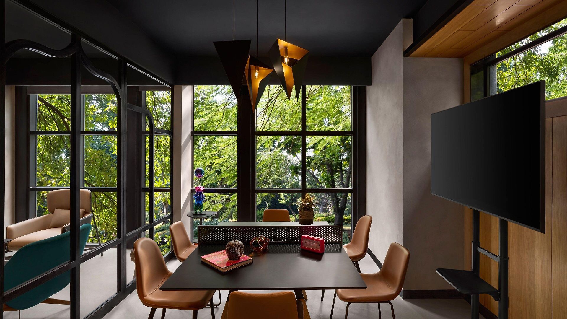 Moxy Andheri West 5*
