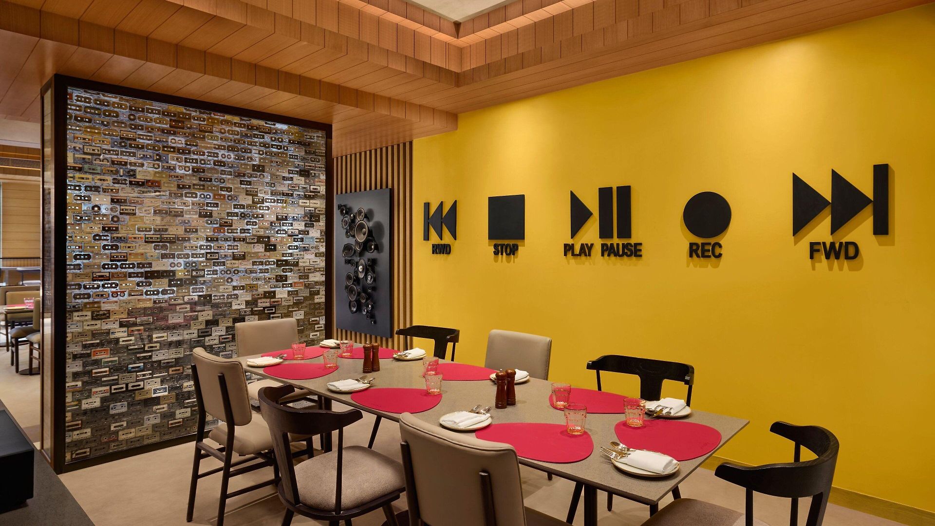 Moxy Andheri West Hotel Mumbai