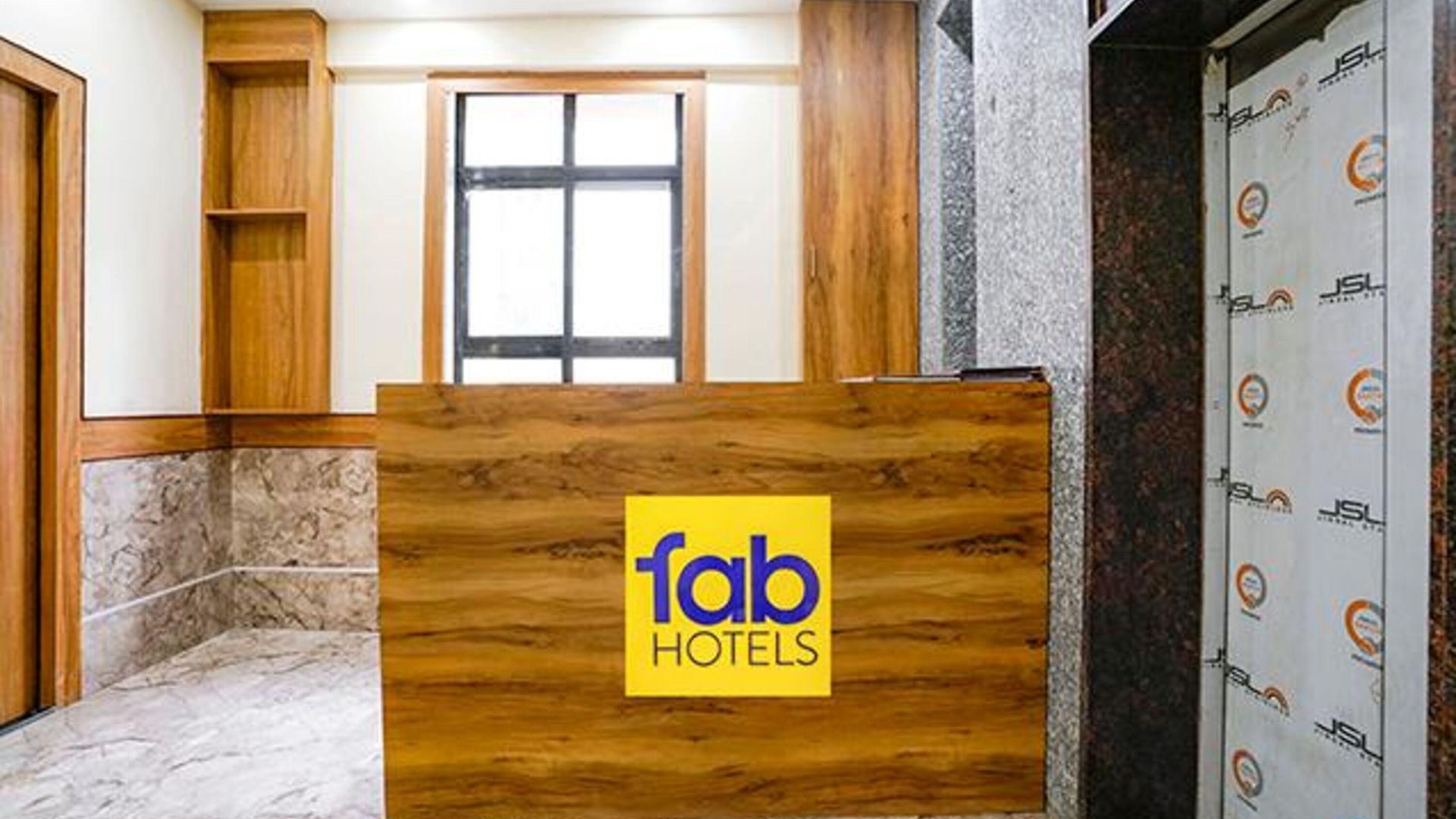 Fabhotel 7 Square - Nr Bkc Mumbai