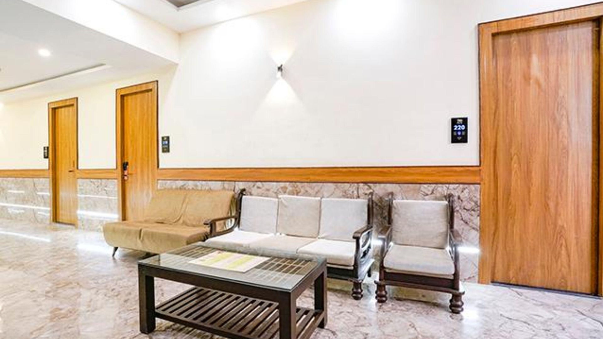 Fabhotel 7 Square - Nr Bkc Mumbai