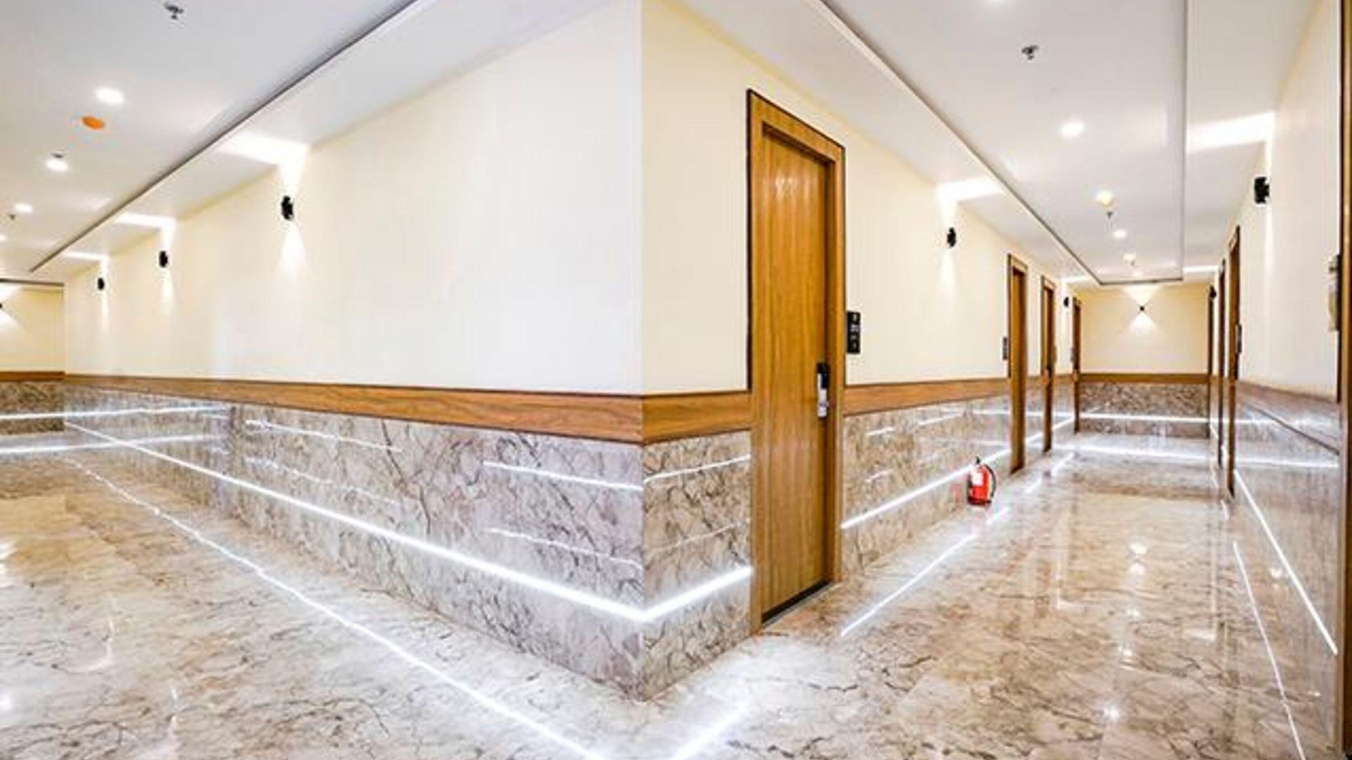 Fabhotel 7 Square - Nr Bkc 3*