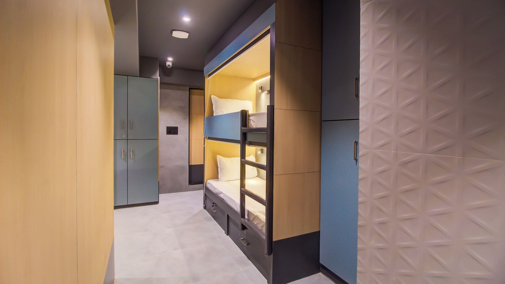 Hostel Dorms