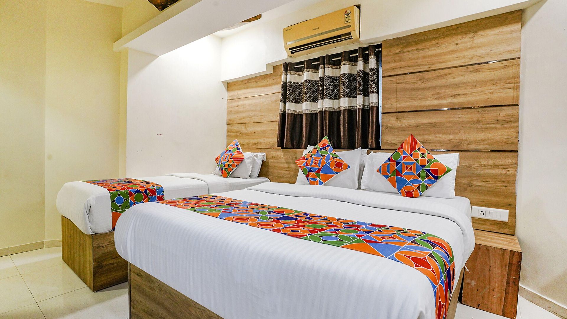 Fabhotel Amber Crop Hotel 3*