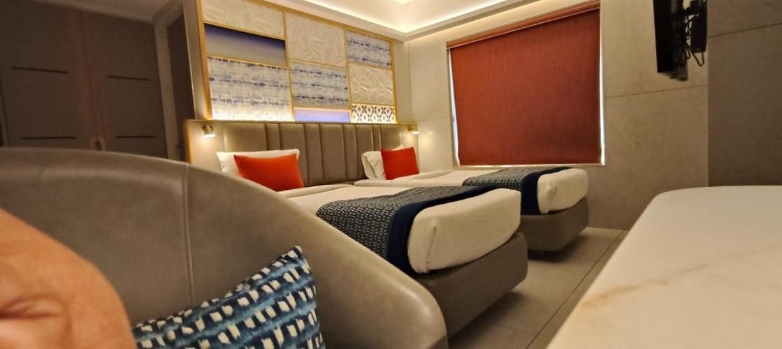Silver Near Airport Hotel 3*