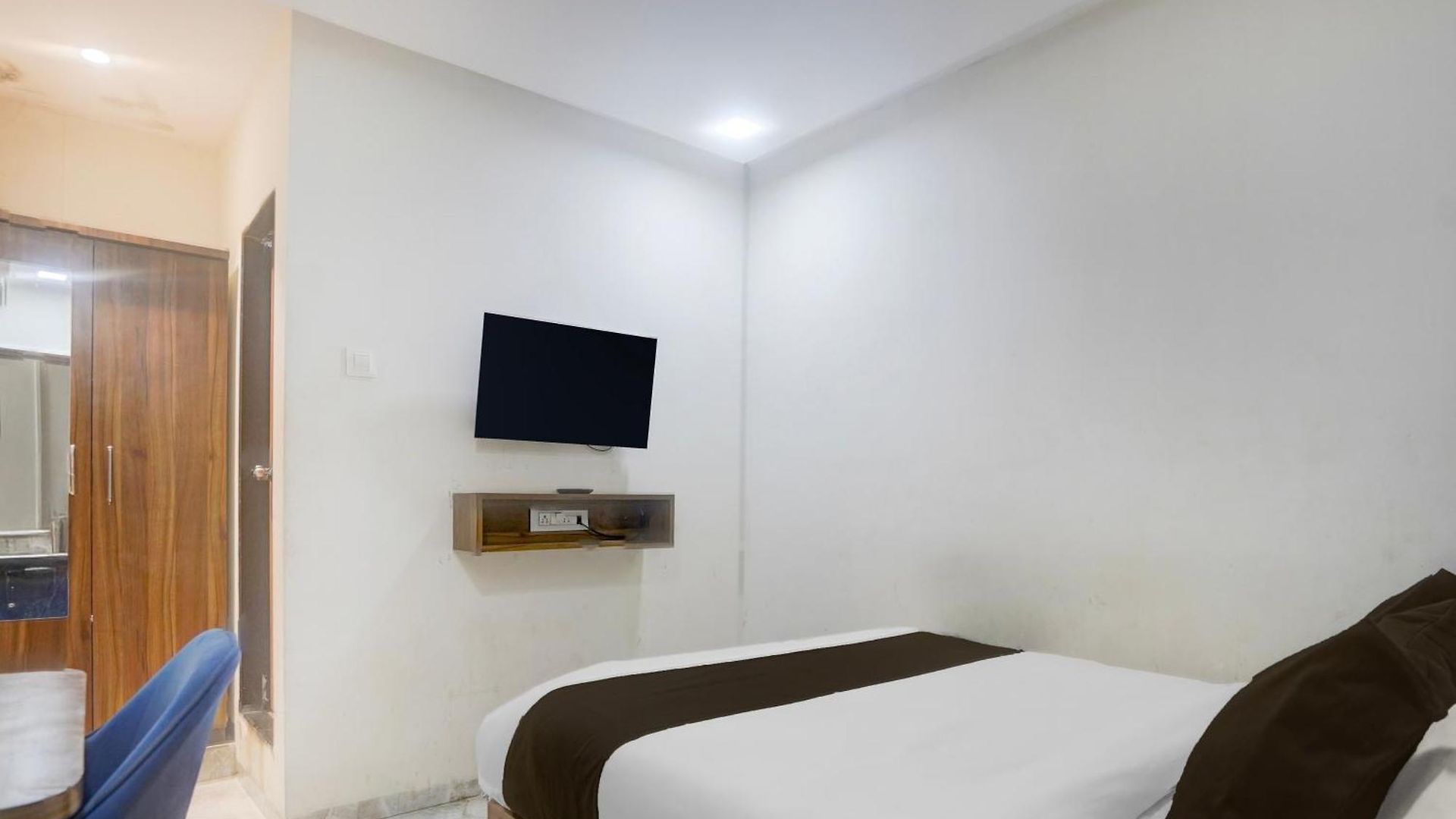 Hotel O Beverly Plaza Kurla