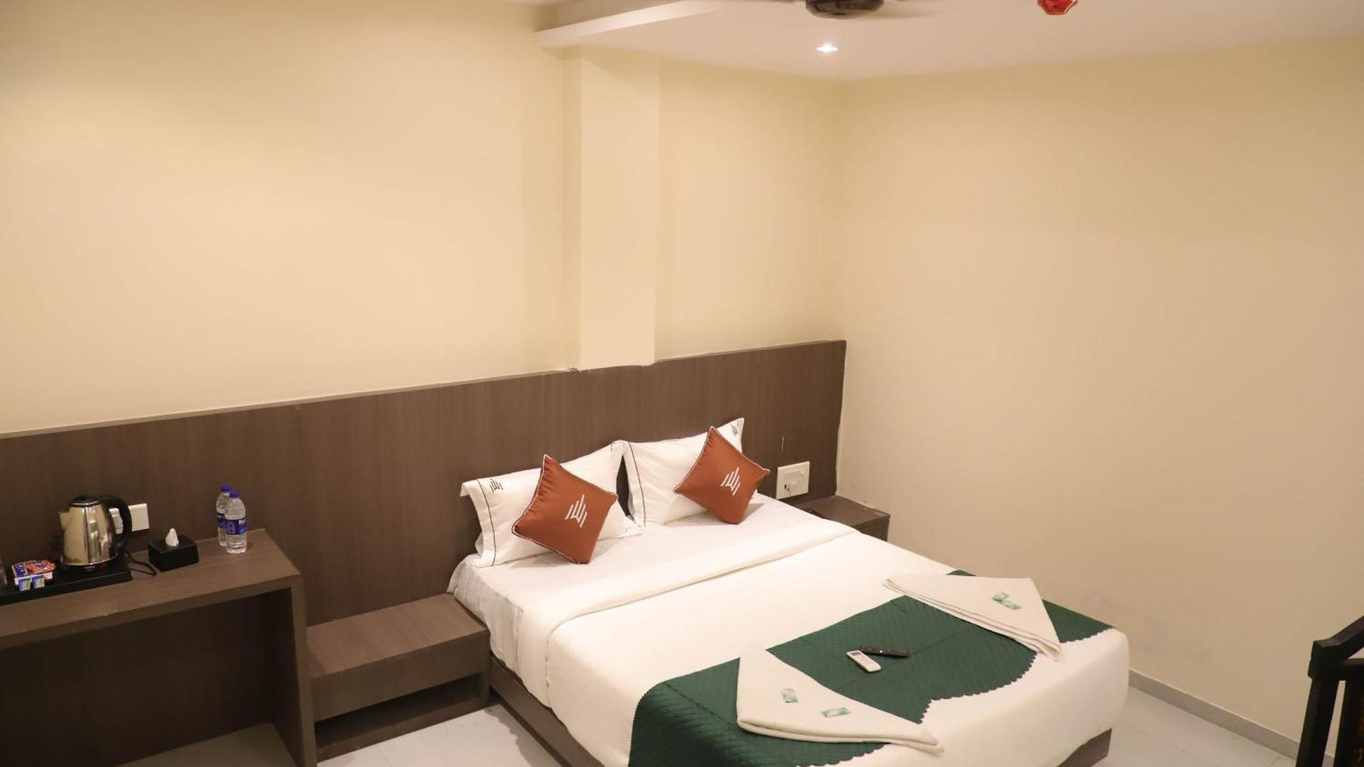 Casa Glitz Hotels-nesco Exhibition Centre Hotel