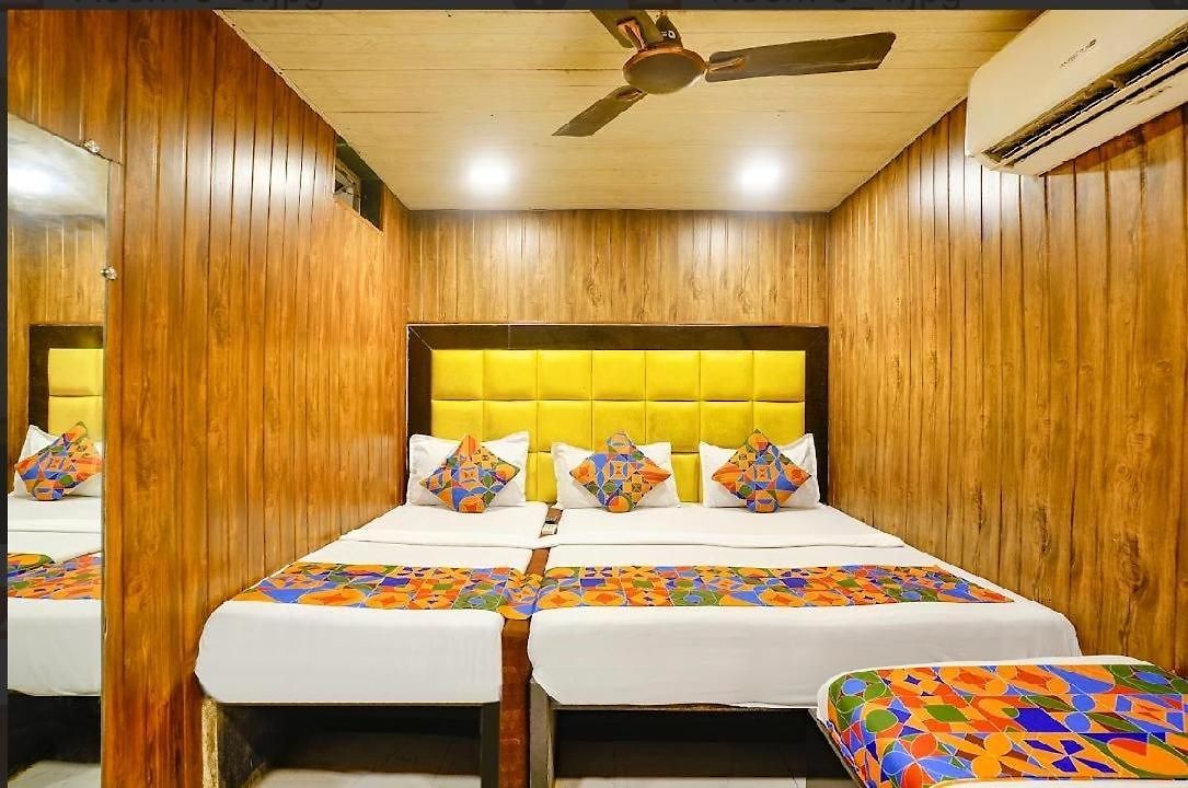 Hotel Colaba Janta