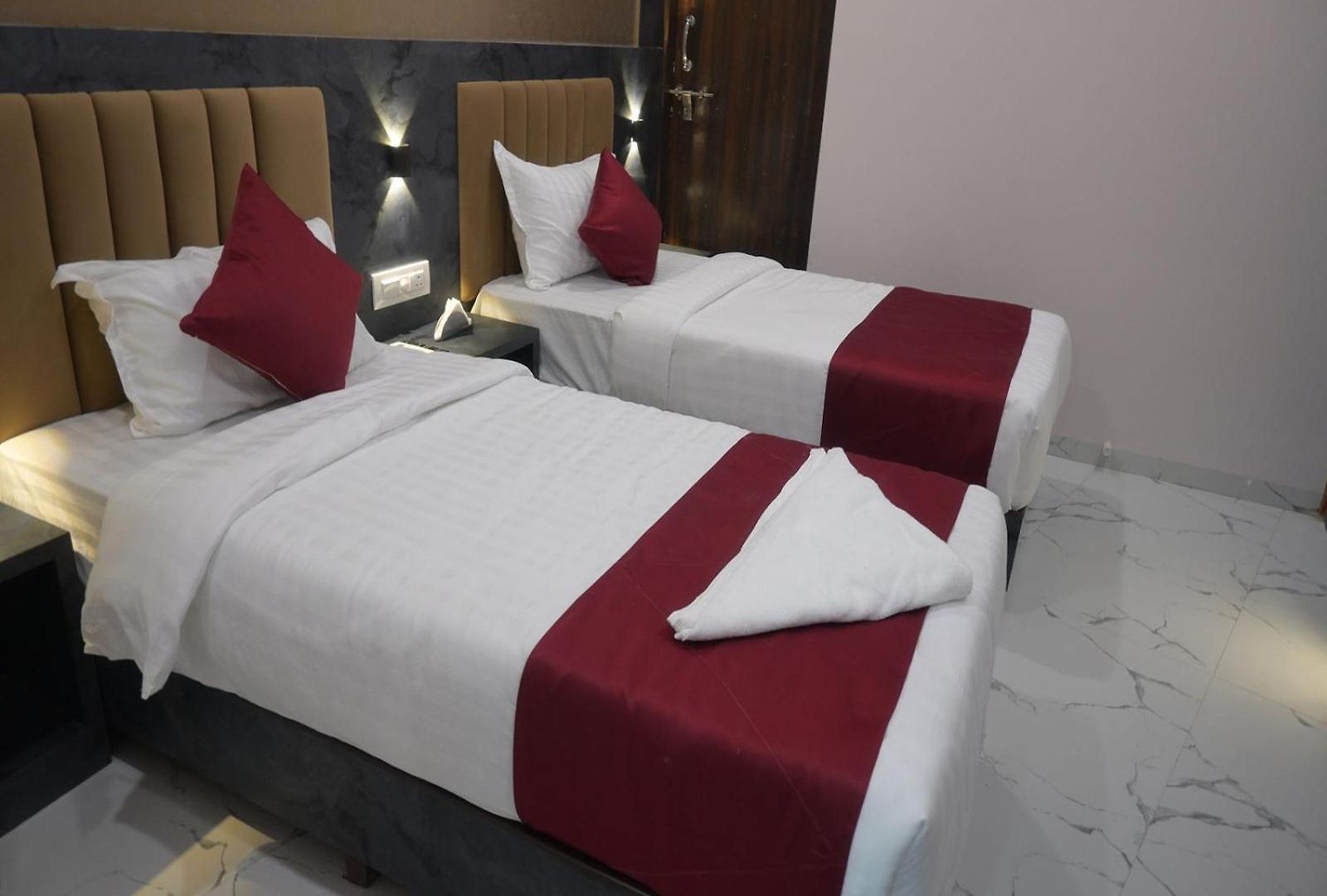 Classy Comfort Near Exhibition Centre Nesco