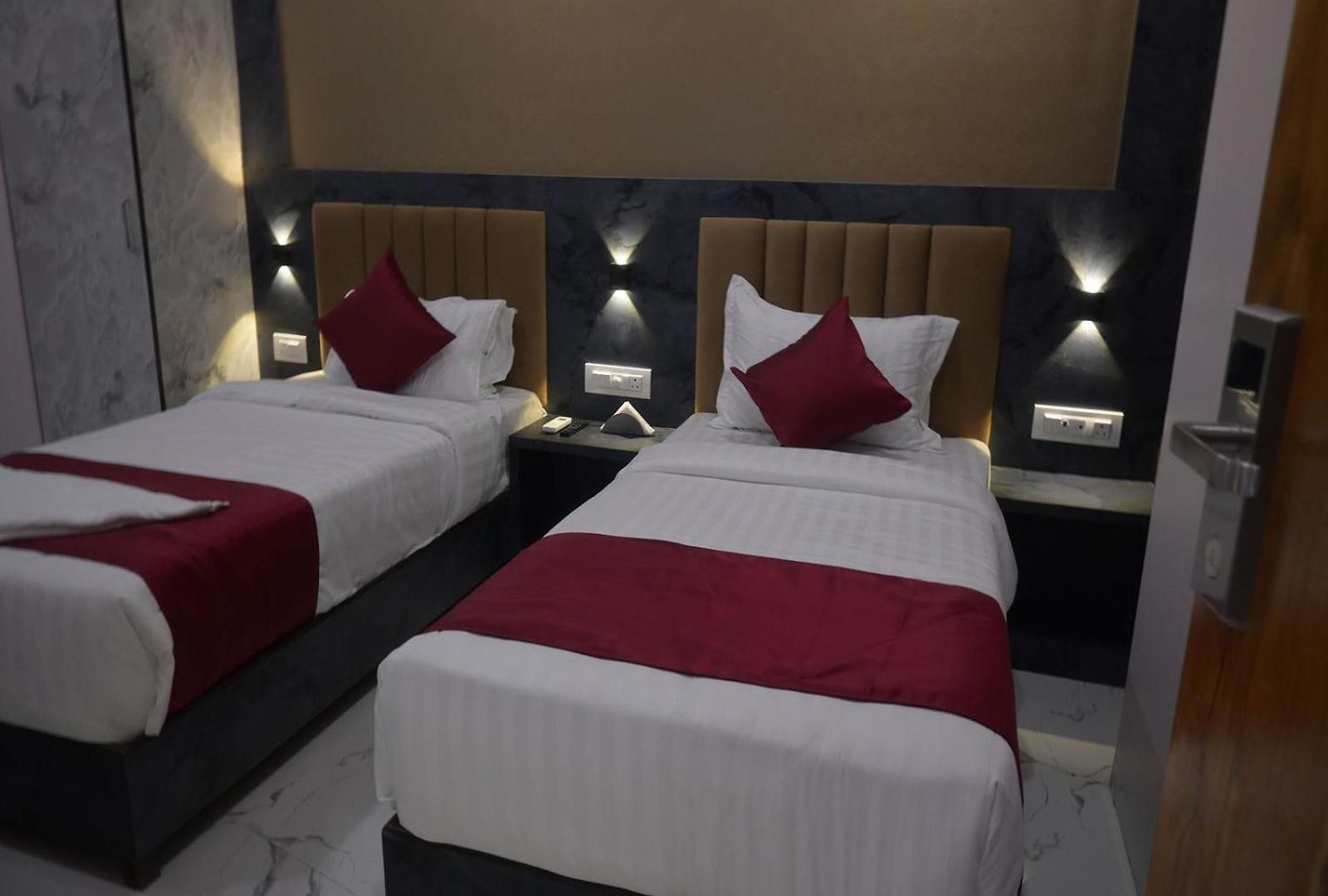 Classy Comfort Near Exhibition Centre Nesco