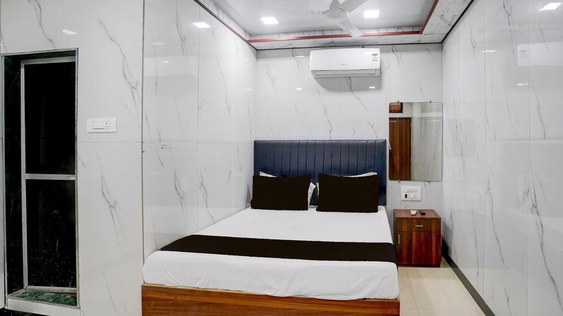 Hotel O Sr Residency 3*