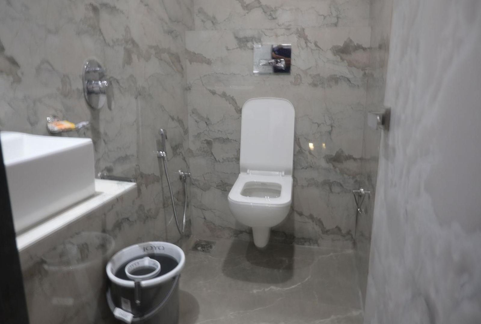 Hotel Classy Comfort Near Exhibition Centre Nesco 2*