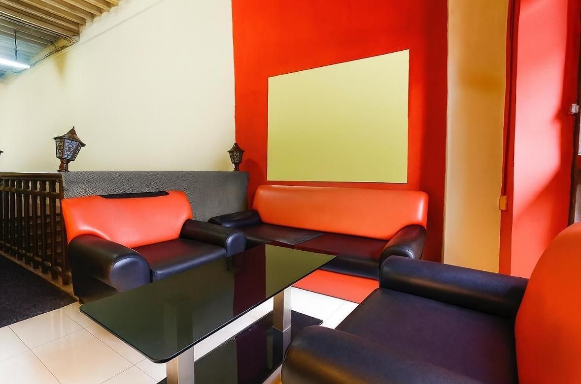 Hotel Colaba Janta 4*